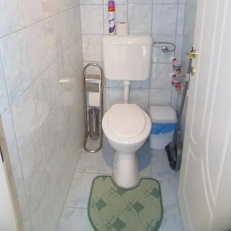 Szabo Laszlo Apartmán *