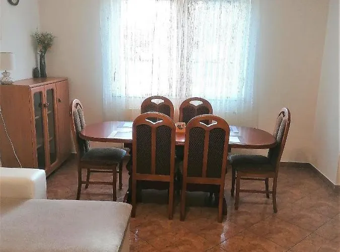 Szabo Laszlo Vip Apartment